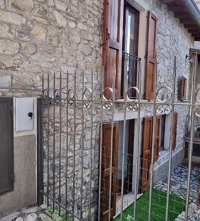 La Casetta Di Sornico Lierna Exterior foto